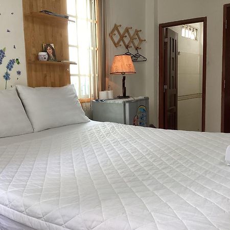 Guest House Uttrang โฮจิมินห์ซิตี้ ภายนอก รูปภาพ