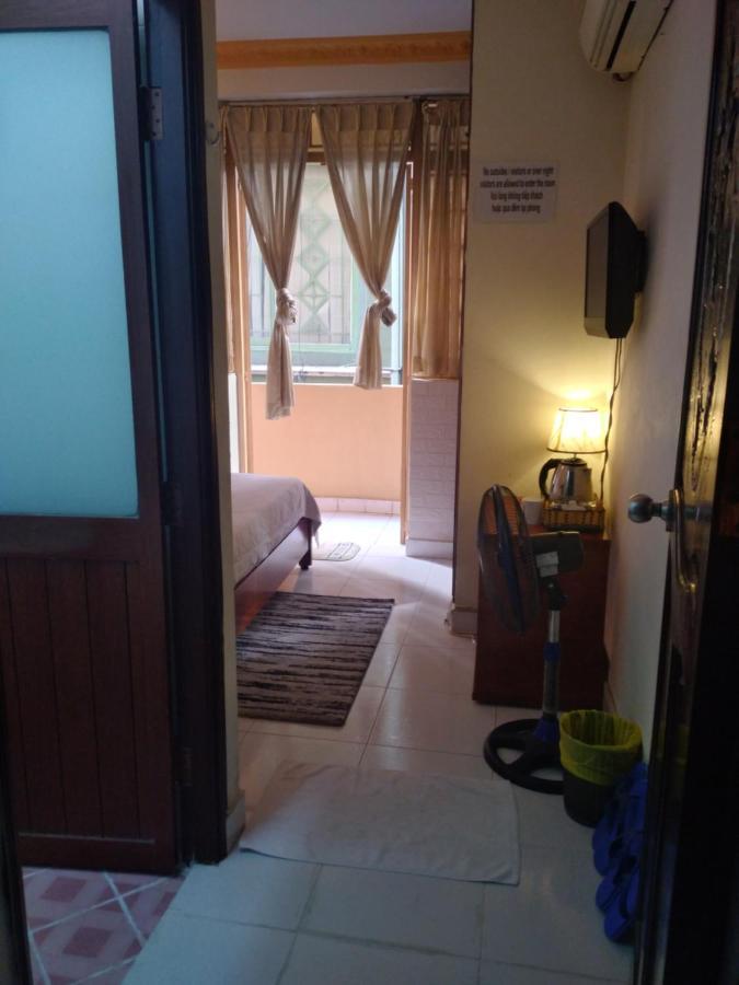 Guest House Uttrang โฮจิมินห์ซิตี้ ภายนอก รูปภาพ