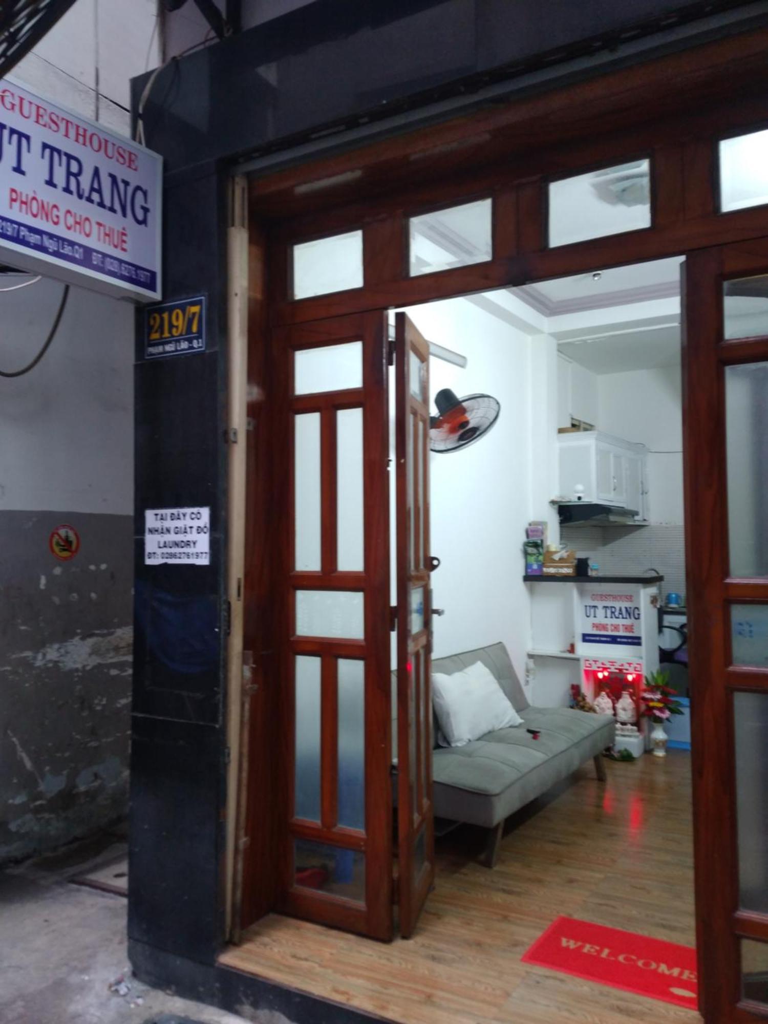 Guest House Uttrang โฮจิมินห์ซิตี้ ภายนอก รูปภาพ